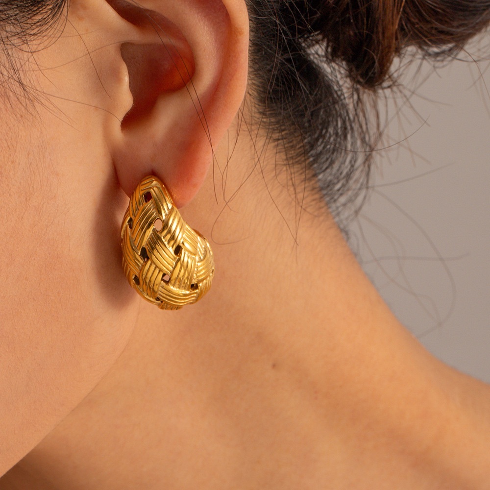 24K Gold Teardrop Earrings*Drop Earrings*Waterproof and Sweatproof - Picture 6 of 6